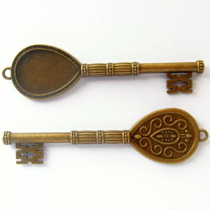 Cabochon pandantiv cheie bronz